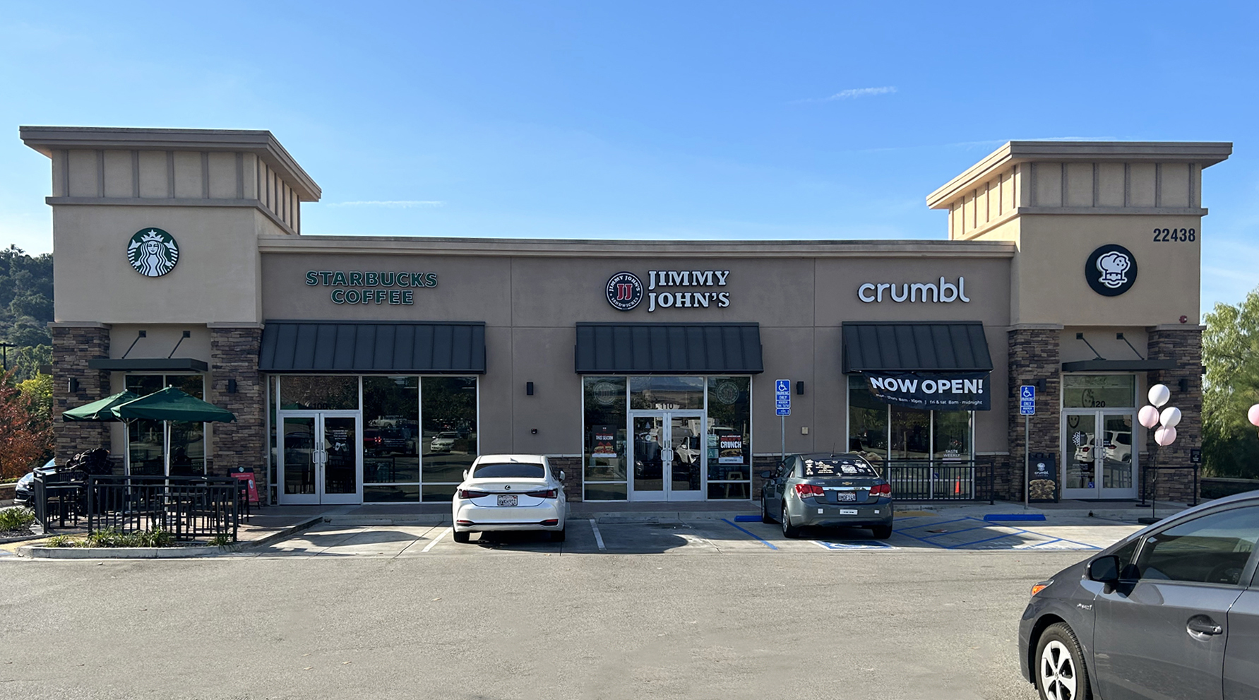 Roxy Klein of Progressive Real Estate Partners Represents Crumbl Cookies Franchisee in Leases for Three SoCal Locations