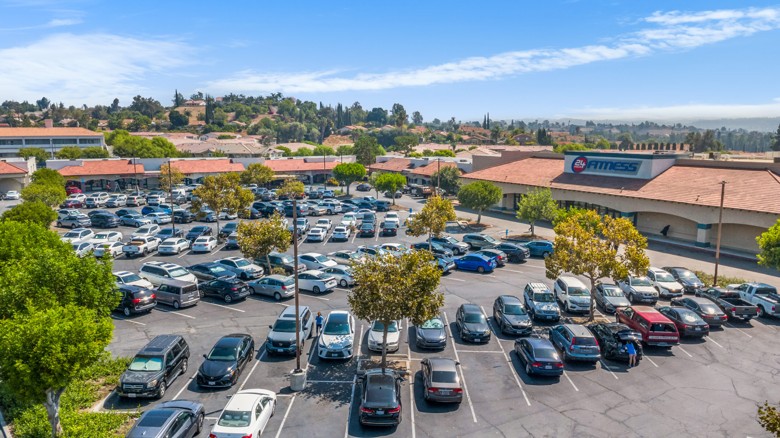 Greg Bedell and Roxy Klein represent the $13.5M sale of the Shops at Walnut Hills Plaza